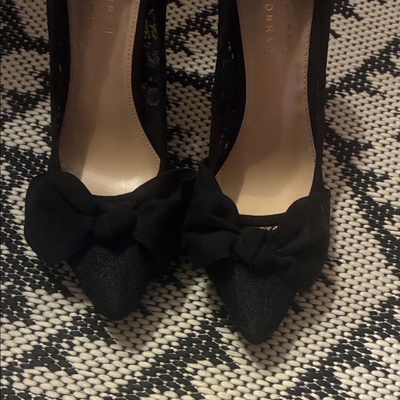 Elegant Black Lace w Bow Heels Lauren Conrad Woman’s 7.5 Pump NWOB - Picture 2 of 7